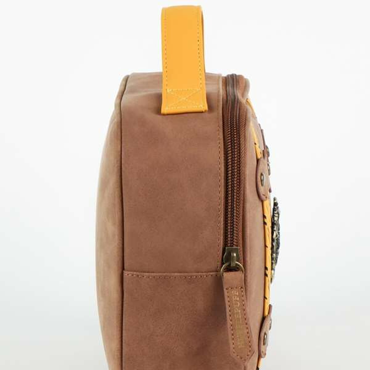 V4H82FE462C971295A57B37BF9C8D0E2A4BR7186657P4