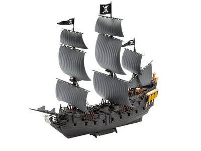 Model Plastic Black Pearl 1/150 — image 1
